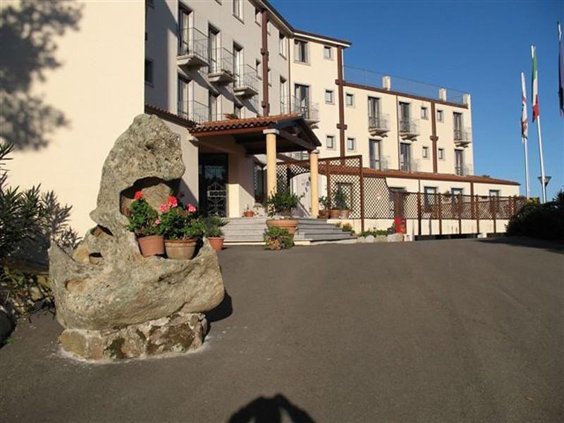 Hotel San Trano Luogosanto Exterior foto